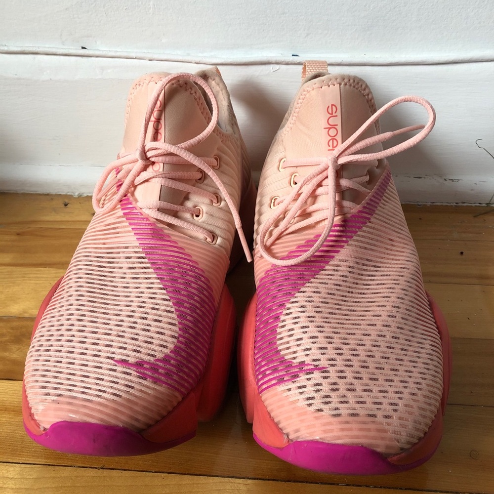 Nike pink HIIT Shoes
